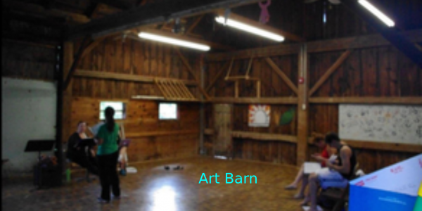 2_story_Barn_with_loft_15_East_Street_Stockbridge_Photos_Screenshot_from_2015_12_11_17_43_12_resized_1.png